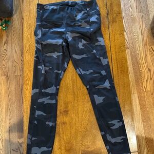 Athleta camo leggings 7/8